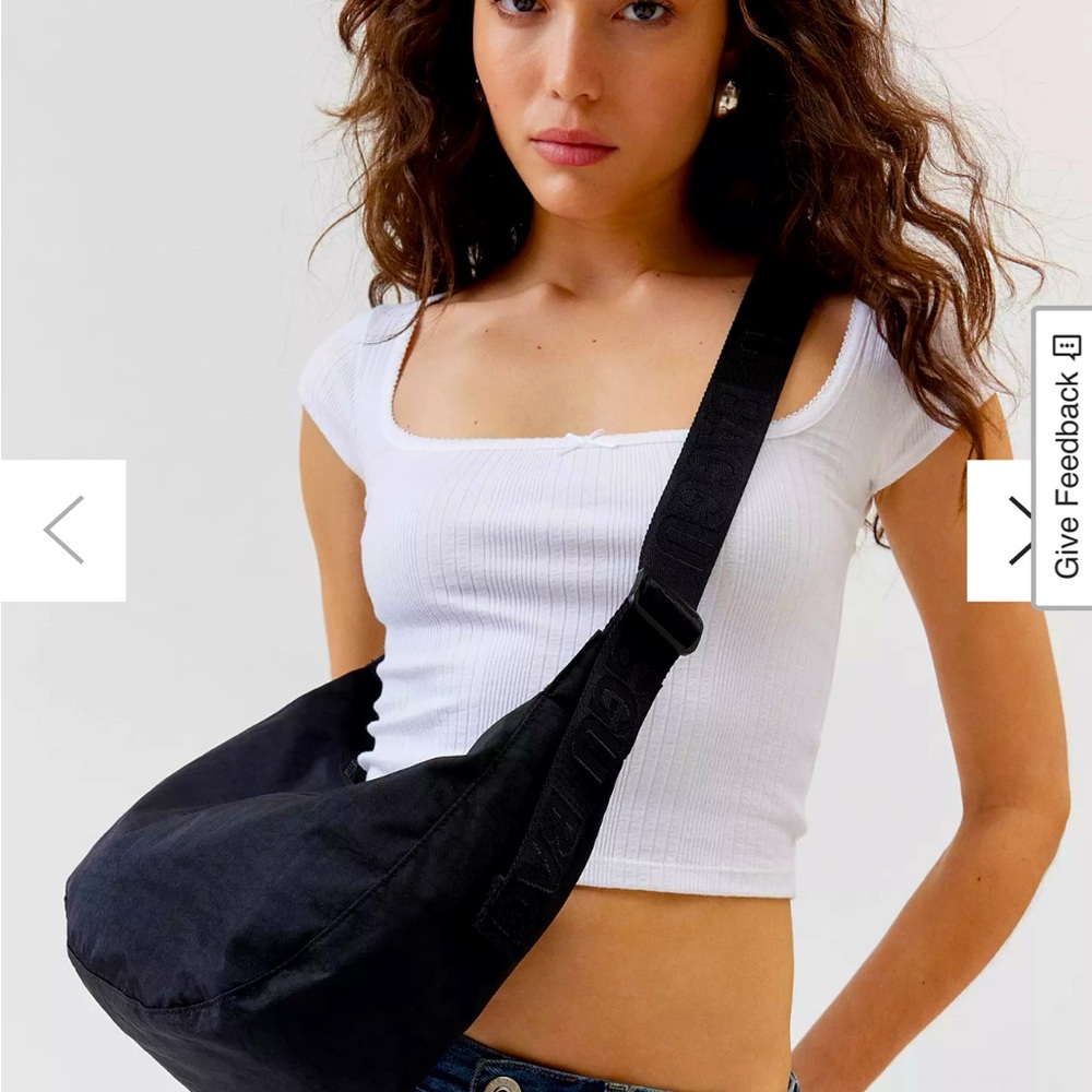 BAGGU Medium Nylon Crescent Bag